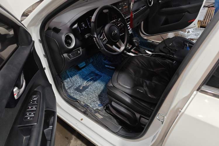 Used Kia K3 2020 1.5L CVT New Sharp Edition with Sunroof
