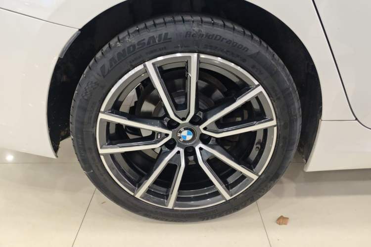 Used BMW 3 Series 2021 Second Facelift 320Li M Sport Package
