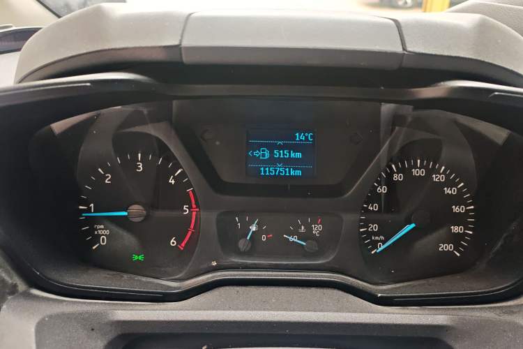 Used Ford Transit 2020 2.0T Diesel Multi-Function Commercial Vehicle Mid-Chassis Low-Roof Design with Dual Rear Doors Meeting China VI Emission Standards
