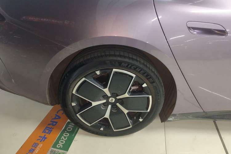 Used Xiaomi Auto SU7 2024 Rear-Drive Ultra-Long Range Advanced Pro-Level Intelligent Driving Version