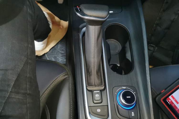 Used Buick Velite 6 2022 Connected & Shared PLUS Gear Lever