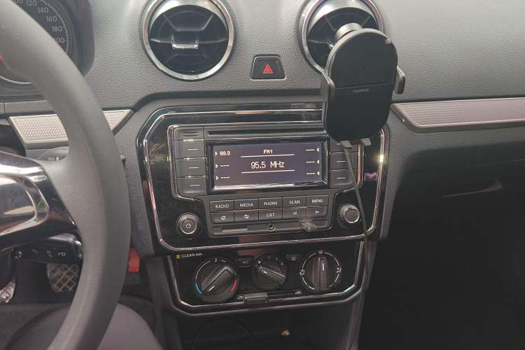 Used Volkswagen Jetta 2017 1.5L Manual Comfort Model
