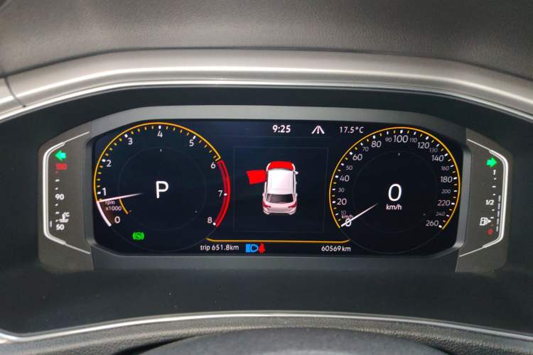 Used Volkswagen T-ROC 2022 280TSI DSG Two-Wheel Drive Elite PLUS Instrument Cluster