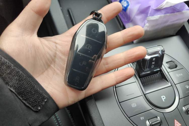 Used BYD Seal 06 New Energy 2025 DM-i Smart Drive 80KM Luxury Model Vehicle Key