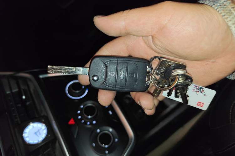 Used Wuling Hongguang S3 2018 1.5L Manual Comfort Model China V Standard