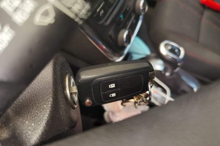 Used Buick Encore 2015 1.4T Automatic Two-Wheel Drive Urban Leading Model
