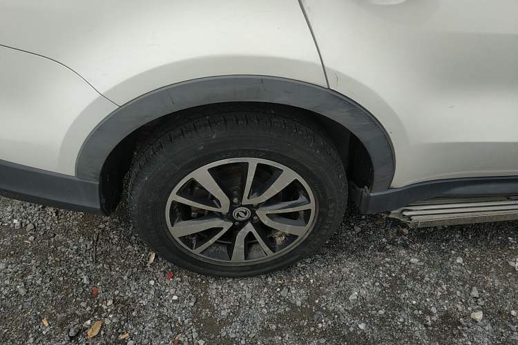 Used Dongfeng Fengon 580 2017 Revised Version 1.5T CVT Luxury Edition
