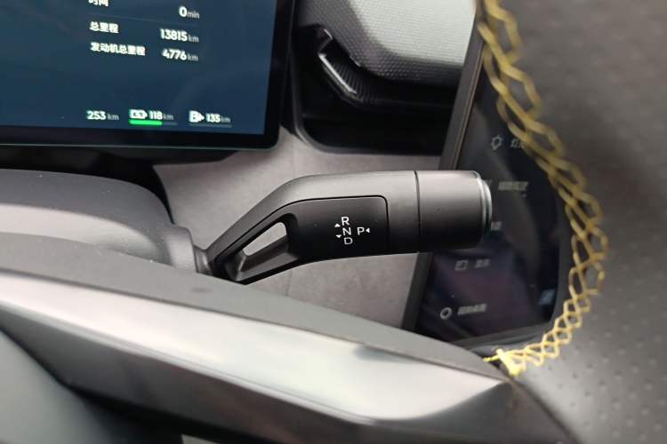 Used Lynk & Co 08 EM-P 2023 220km All-Wheel-Drive Performance Halo