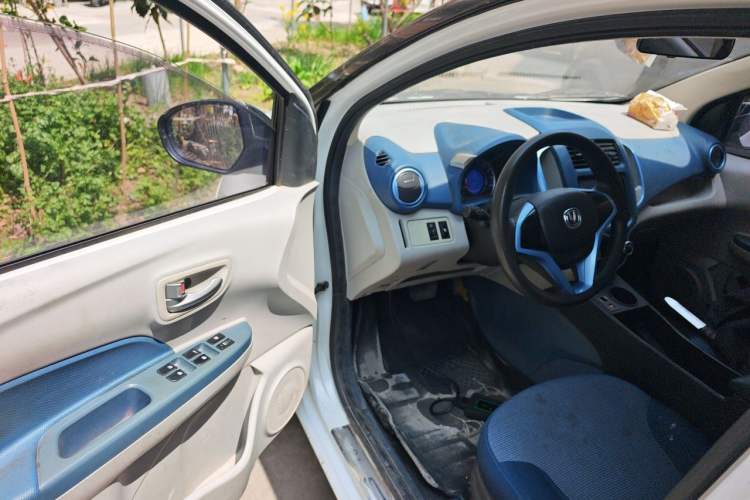 Used CHANGAN Benni E-Star 2021 National Edition Colorful Version Lithium Iron Phosphate (31.86 kWh) Driver Seat