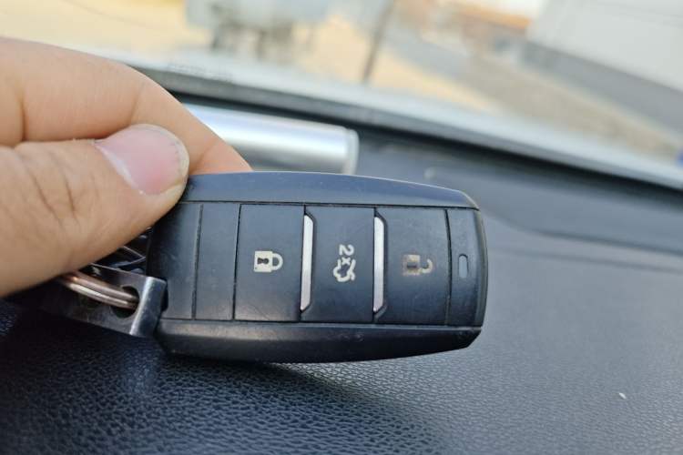 Used CHANGAN Eado 2019 High-Energy Edition 1.6L GDI Manual Pioneer Model China VI Standard Vehicle Key