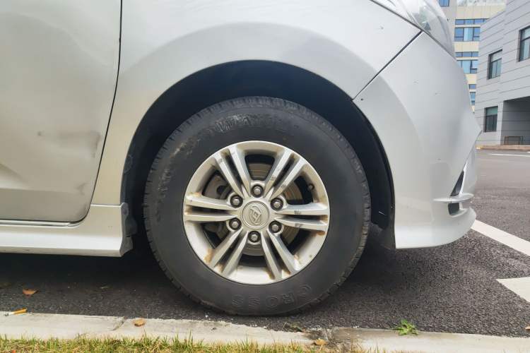 Used SAIC MAXUS G10 2019 PLUS 2.0T Automatic Elite Edition China V Standard Right Front Wheel Hub