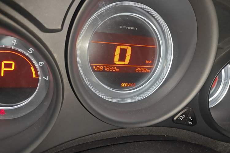 Used Citroen C4L 2014 1.8L Intelligent Drive Automatic Enjoyment Model
