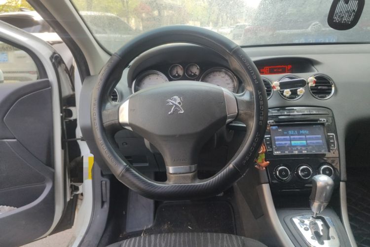 Used Peugeot 408 2013 2.0L Automatic Comfort Edition Steering Wheel