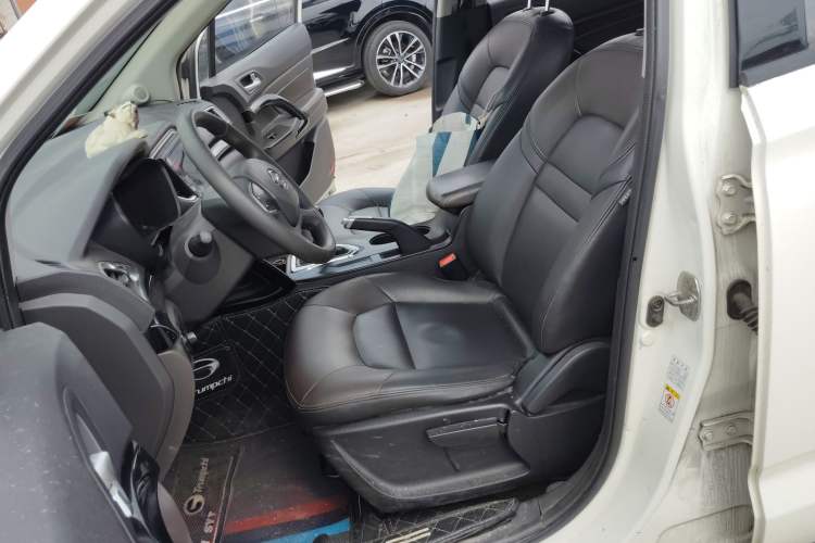 Used GAC Trumpchi GS4 2015 200T Manual Elite Edition Left Front Seat
