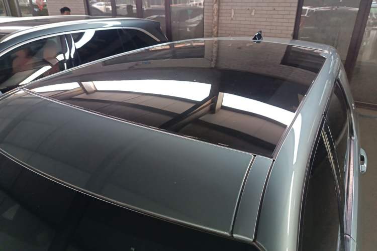 Used Land Rover Discovery Sport 2019 240 PS SE Version China VI Standard Roof