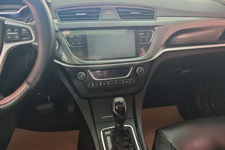 Used Geely Auto Emgrand 2017 Sedan Million Edition 1.5L CVT Upward Version