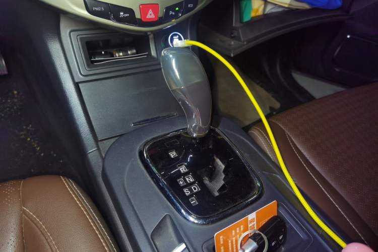 Used BYD S7 2015 2.0T Upgraded Automatic Luxury Version Gear Lever