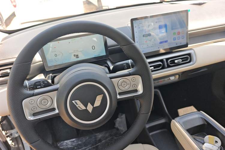 Used Wuling Bingo PLUS 2024 510 km Range 5-Seater Version Gear Lever