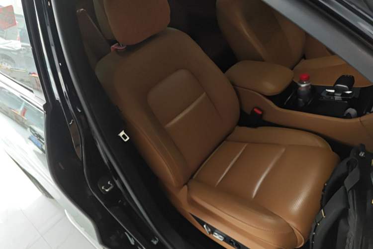 Used Li Auto ONE 2021 Extended-Range 6-Seater Version Right Front Seat