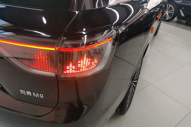 Used Hima AITO M9 2024 Range-Extended Ultra Version 42 kWh 6-Seater Model
