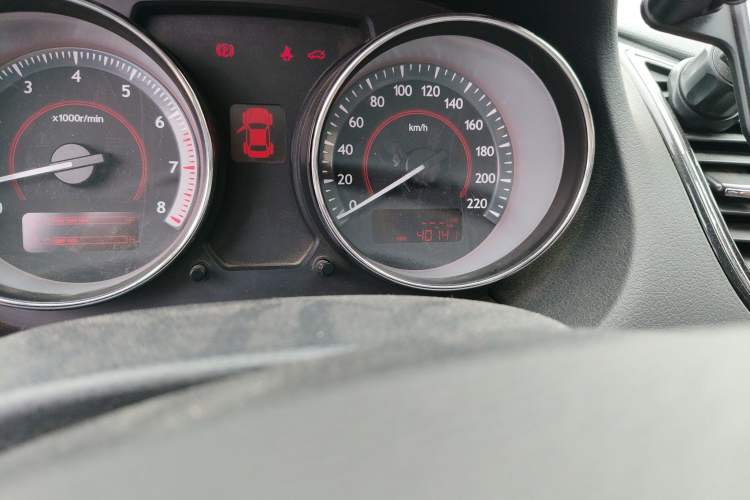 Used Bestune B50 2013 1.6L manual luxury version
