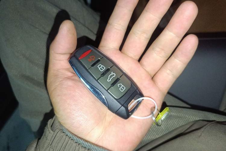 Used Haval H6 2022 3rd Generation 1.5T Automatic Two-Wheel Drive Max Vehicle Key