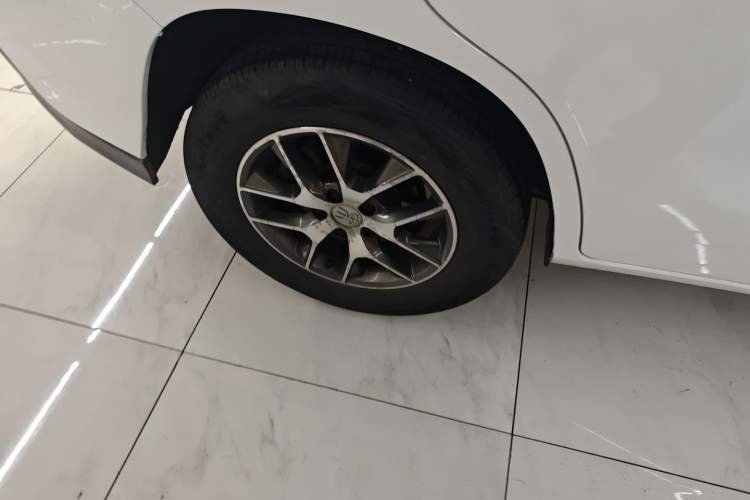 Used BYD Song 2018 1.5TID Automatic Smart Connect Prestige Model