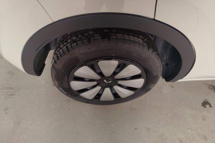 Used Wuling Bingo 2023 410 km Lingxi Deluxe Edition
