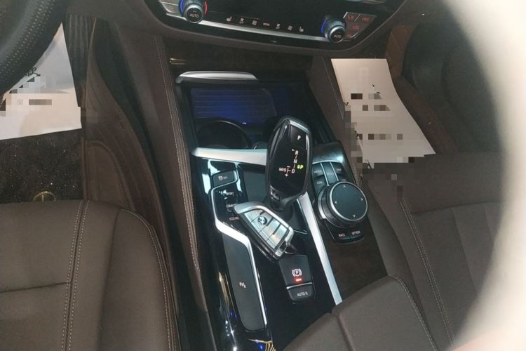 Used BMW 5 Series 2019 525Li Luxury Package