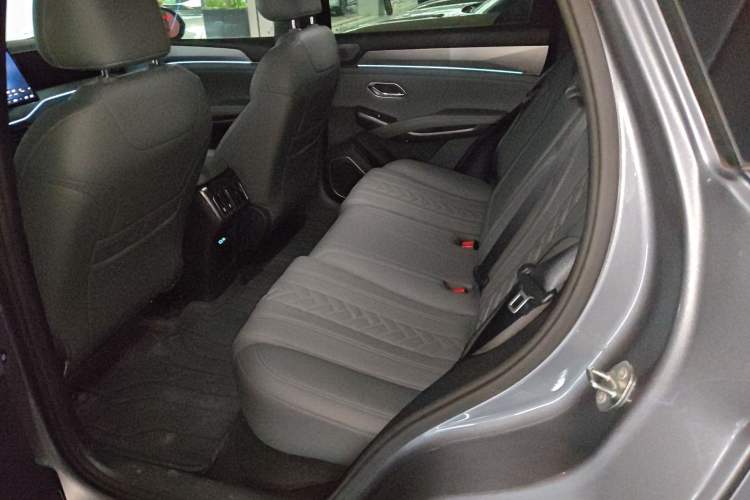 Used BYD Song L DM-i 2025 Intelligent Driving Version 112 km Beyond-Range Type