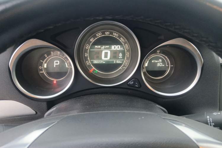 Used Citroen C4L 2016 1.2T Automatic Elite Model
