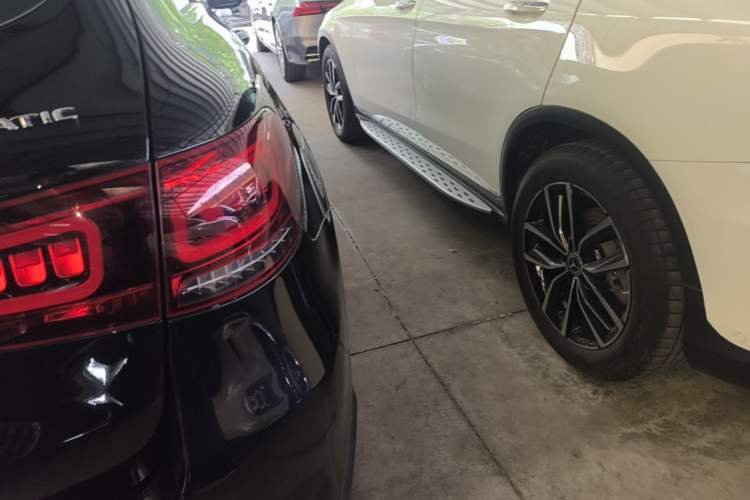 Used Mercedes-Benz GLC 2020 Facelifted GLC 300 L 4MATIC Luxury Edition
