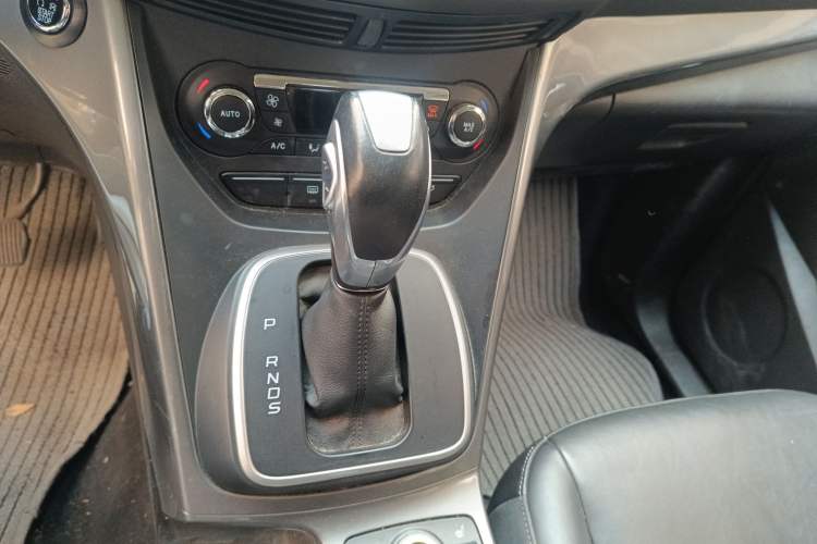 Used Ford Kuga 2015 1.5L GTDi Four-Wheel-Drive Elite Model