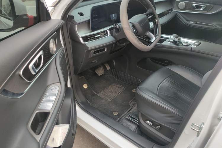 Used Chery Tiggo 8 PRO 2025 290T Two-Wheel-Drive Luxury Edition