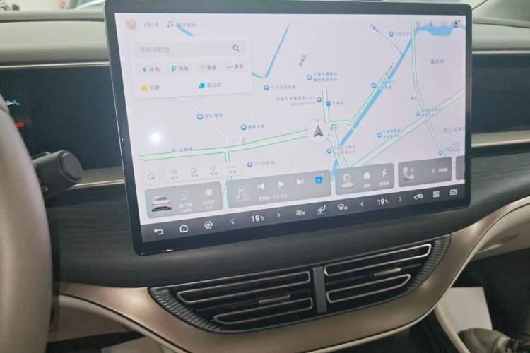 Used Denza D9 2022 DM-i 970 Four-Wheel Drive Flagship Model