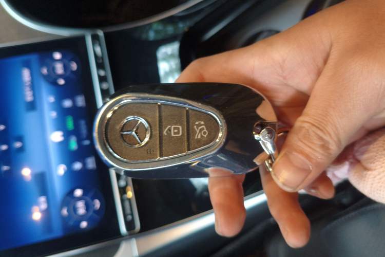 Used Mercedes-Benz GLC 2023 GLC 260 L 4MATIC Dynamic Edition 5-seater