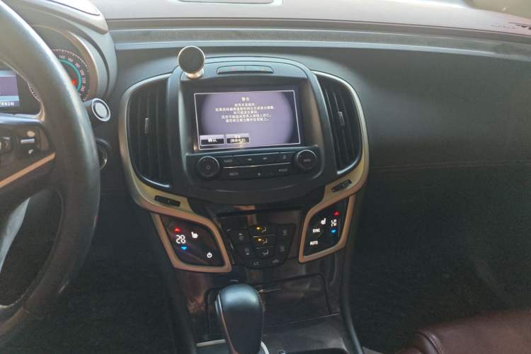 Used Buick LaCrosse 2013 2.4L SIDI Elite Comfort Version
