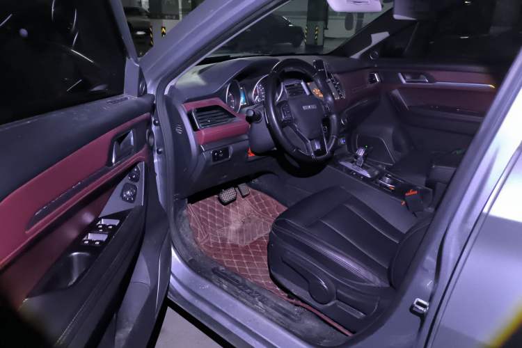 Used Haval H6 Coupe 2019 1.5T Automatic Two-Wheel Drive Luxury Smart Connectivity Version China VI Standard