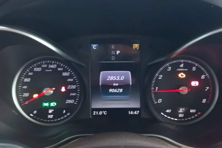 Used Mercedes-Benz GLC 2019 GLC 260 L 4MATIC Luxury Model Instrument Cluster