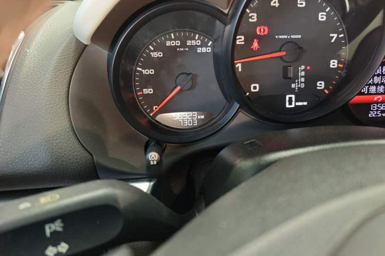 Used Porsche Boxster 2013 Boxster 2.7L
