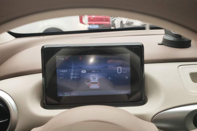 Used Wuling Hongguang MINIEV 2025 Four-Door Version Advanced Edition Instrument Cluster