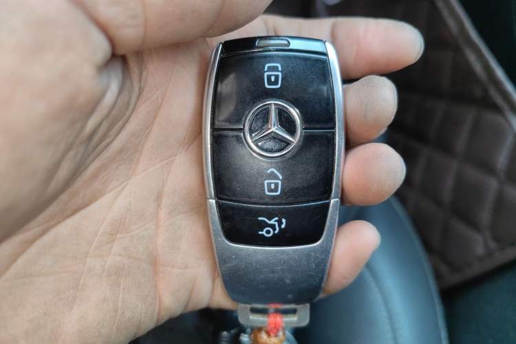 Used Mercedes-Benz E-Class 2017 E 200 L 4MATIC