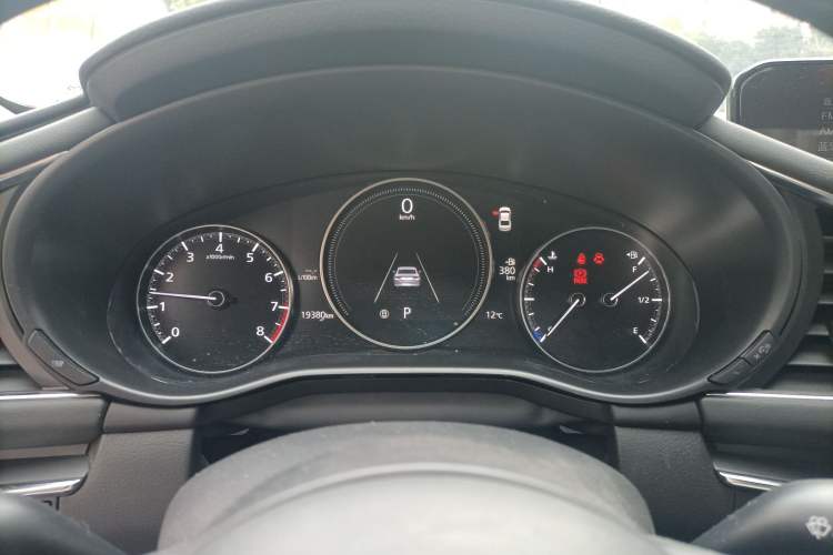 Used Mazda 3 Axela 2022 2.0L Automatic Zhiyao Edition
