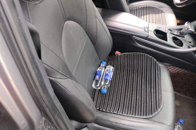 Used Toyota Avalon 2019 2.0L XLE Premium Edition China VI