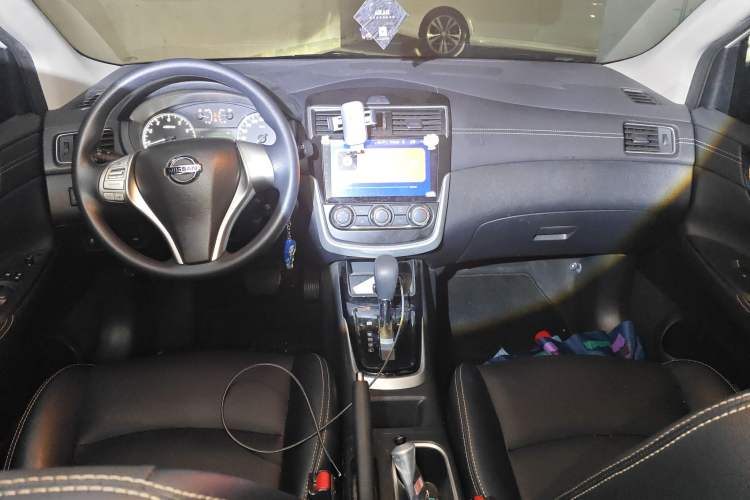 Used Nissan Tiida 2021 1.6L CVT Cool Edition