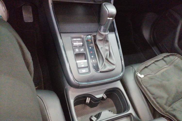 Used Honda Breeze 2023 240TURBO Two-Wheel-Drive Prestige Edition 5 Seats Gear Lever