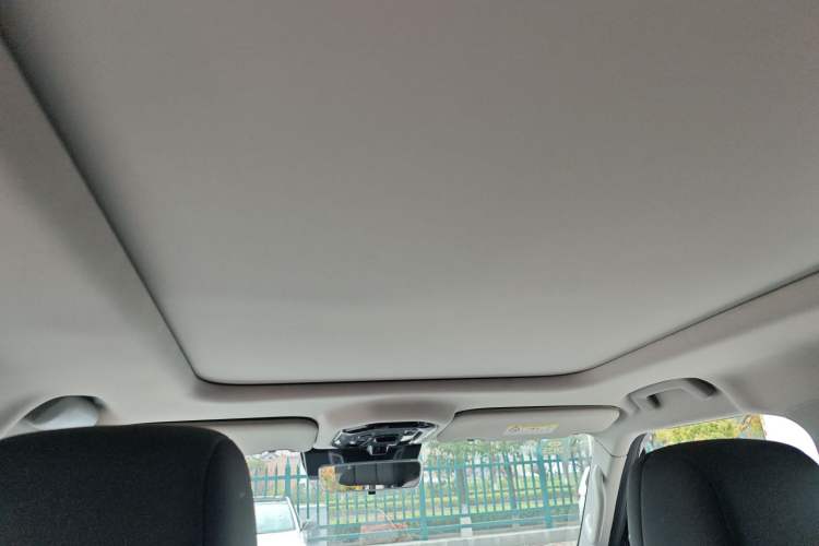 Used JETOUR Traveler 2023 2.0T All-Wheel-Drive CrossPRO Headliner