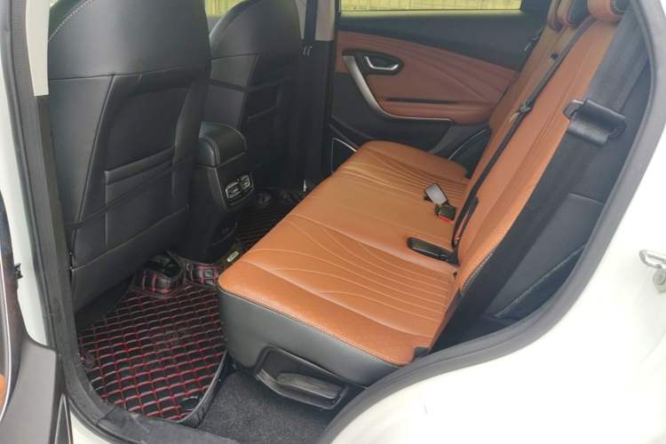 Used JETOUR X70 2018 1.5T Automatic Luxury Edition Left Rear Seat