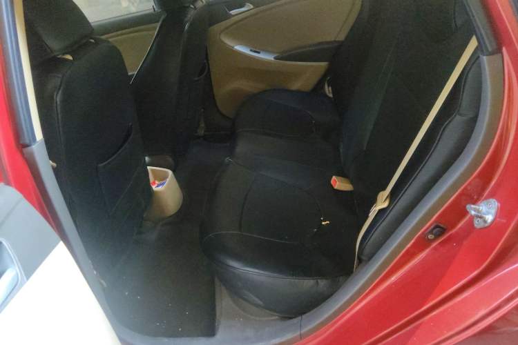 Used Hyundai Verna (older generation) 2013 Sedan 1.4L Automatic Standard GL Model
