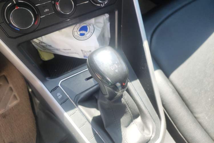 Used Volkswagen Polo 2019 Plus 1.5L Automatic Panoramic Enjoyment Edition Gear Lever